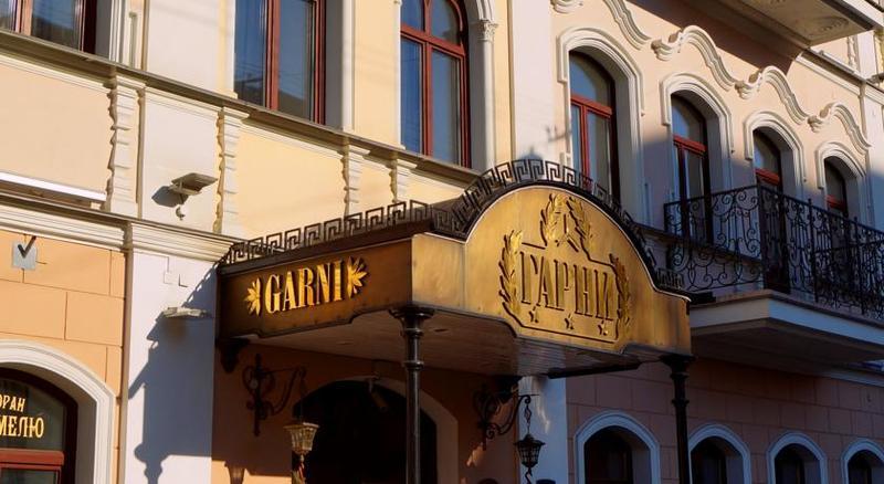 Garni Hotel Minsk Exteriör bild